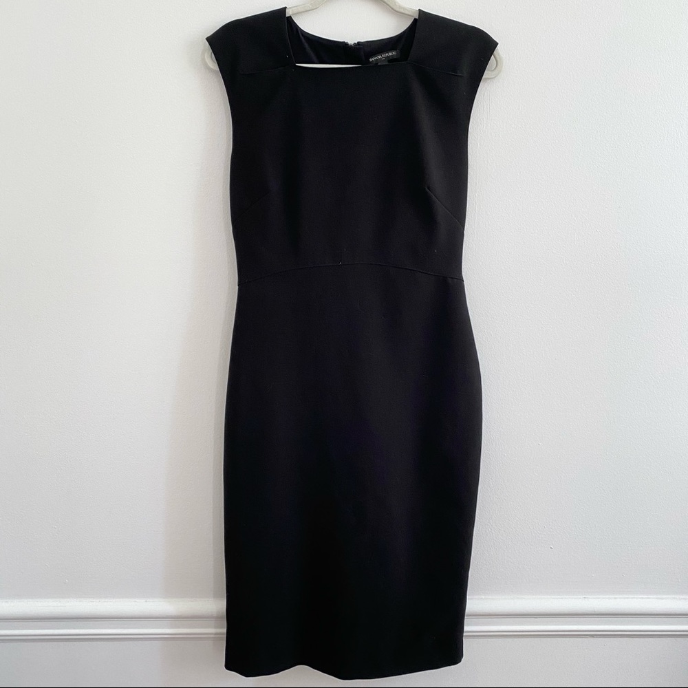 4/$25 Banana Republic Factory Sheath Square Neck Sleeveless Dress in Black sz 6P
